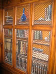 BATHROOM  Library Shelves